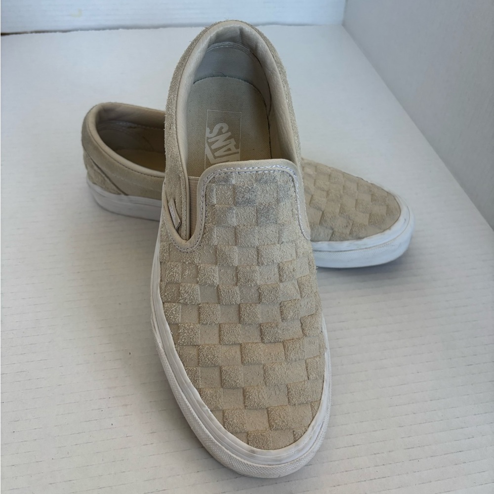 VANS Classic Slip On Embossed Check Shoes Suede Oatmeal Men’s 8 Women’s 9.5